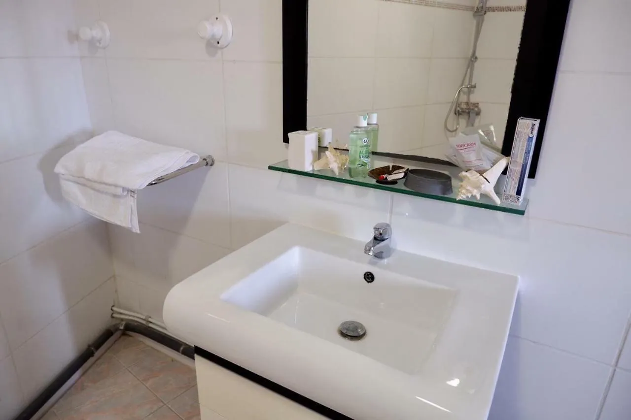 Gite La Distillerie, Grand Appartement Avec Terrasse Garnier Apartmán