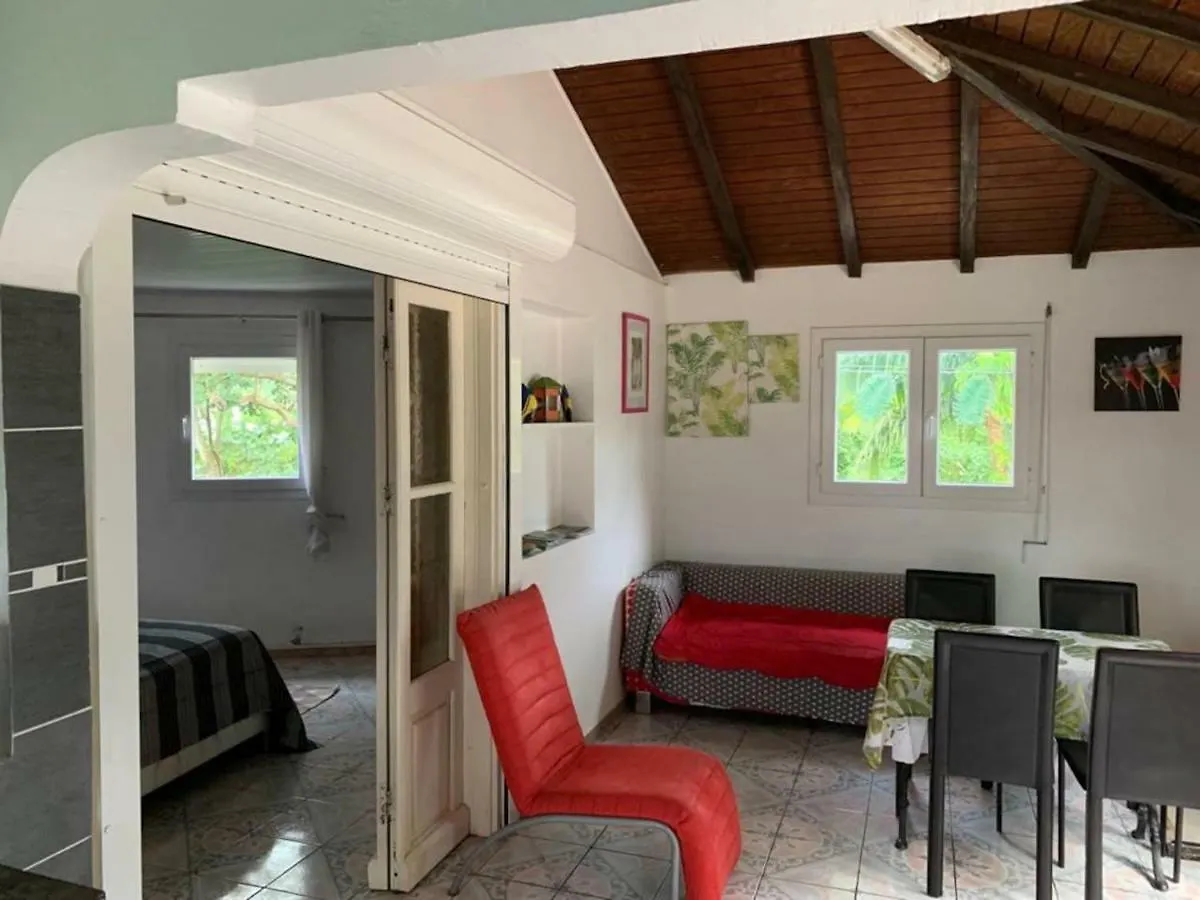 Gite La Distillerie, Grand Appartement Avec Terrasse Garnier Guadeloupe