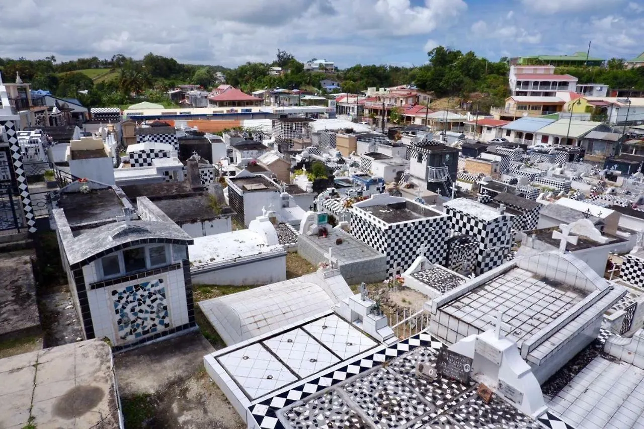 Gite La Distillerie, Grand Appartement Avec Terrasse Garnier Guadeloupe